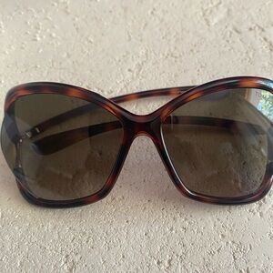 Tom Ford Oval Sunglasses